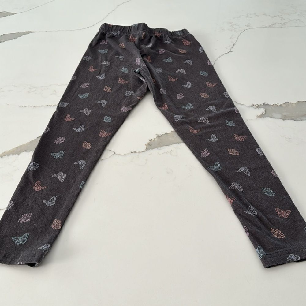 Oshkosh Girl’s leggings. Size 10. Butterfly 🦋 print. ❤️ - Picture 3 of 4